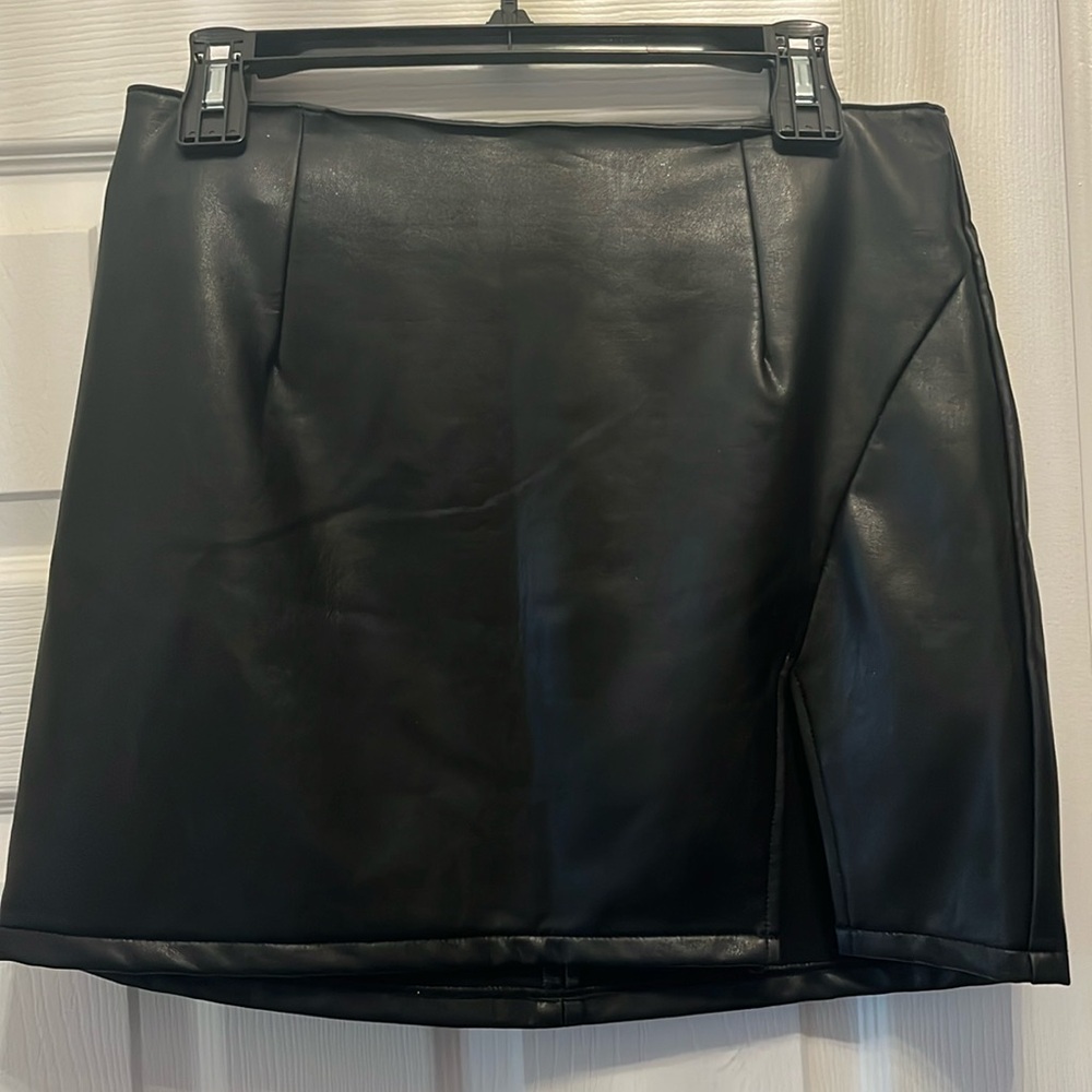 Rewash faux Leather black miniskirt size Medium